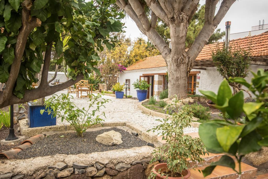 Ecoverode Hotel Emblematico Vegetariano Vegano Arona  Extérieur photo